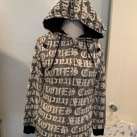 Harajuku Lovers Tops - Harajuku Lovers Sweatshirt Size XS